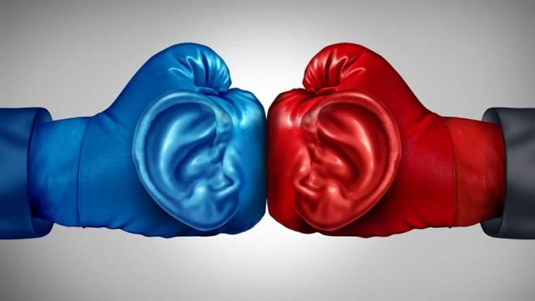 Showalter_use_discussion_groups_to_foster_productive_political_conversations