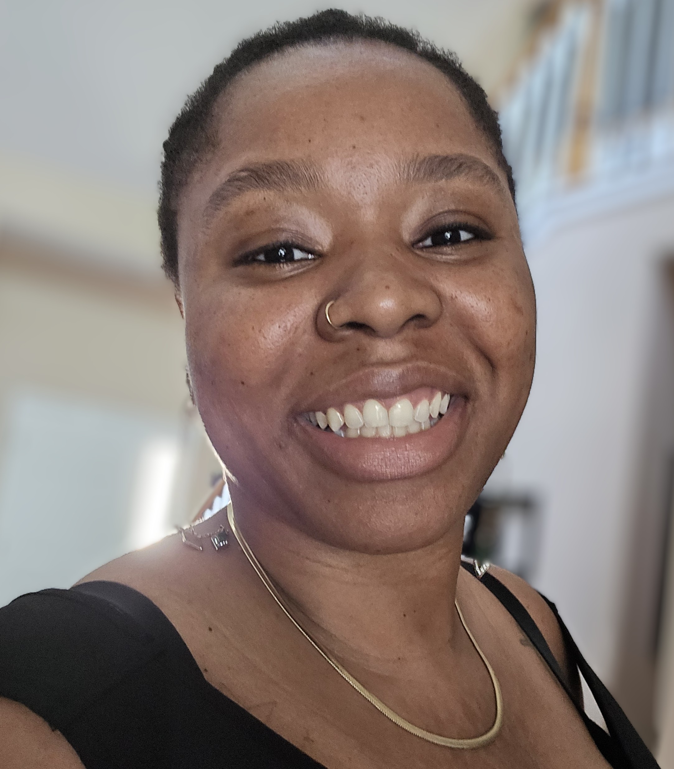 Salewa Akintilo photo